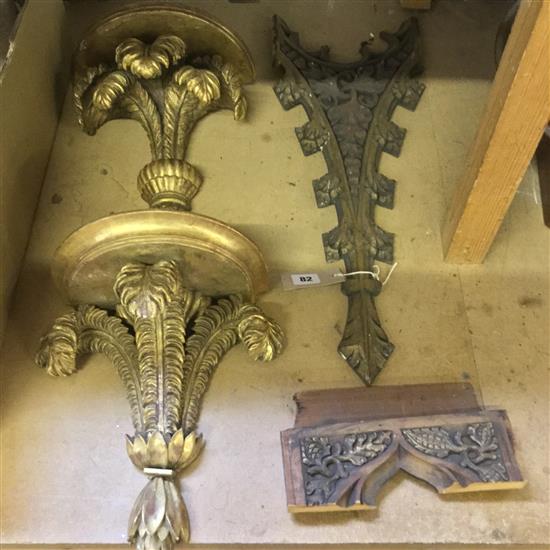 Two carved giltwood wall brackets, acanthus supports & 2 carved wood decorative fragments